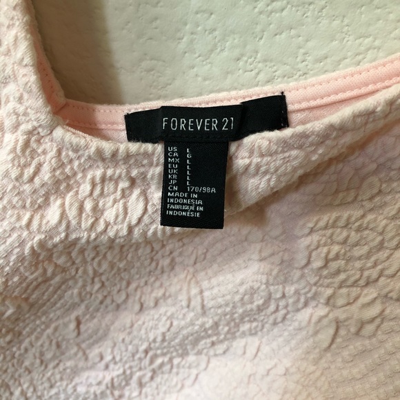 Crop top - Picture 2 of 2